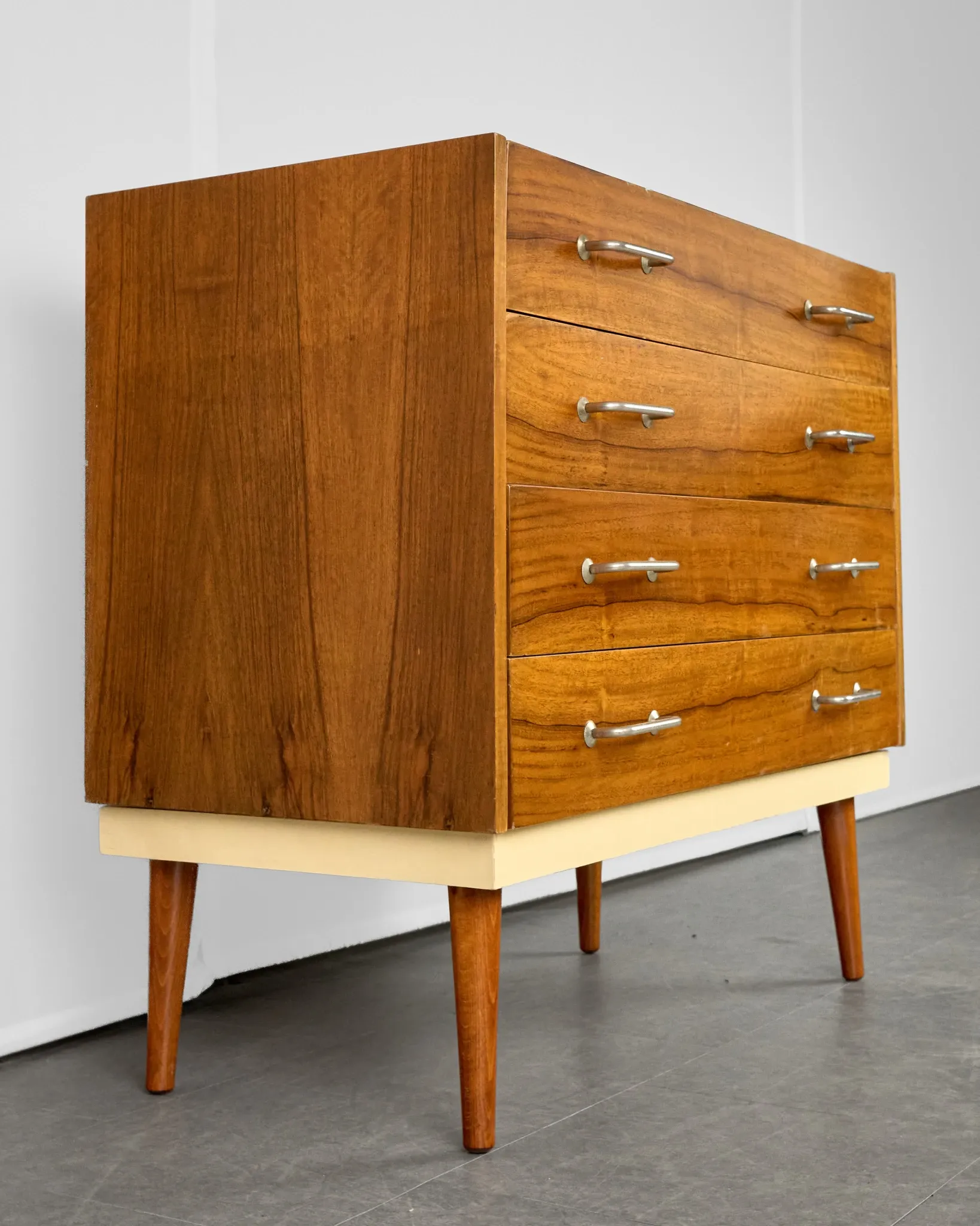 Commode vintage / Table de maquillage, années 1960, Tchécoslovaquie