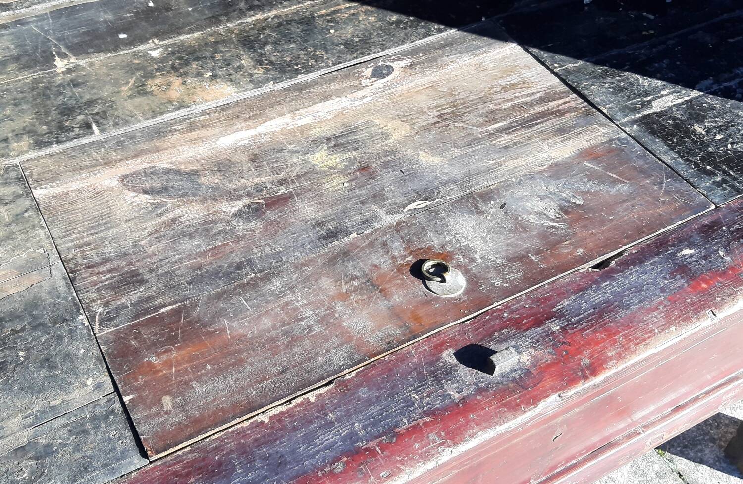 19th-century Chinese wardrobe (Height 2.6m)