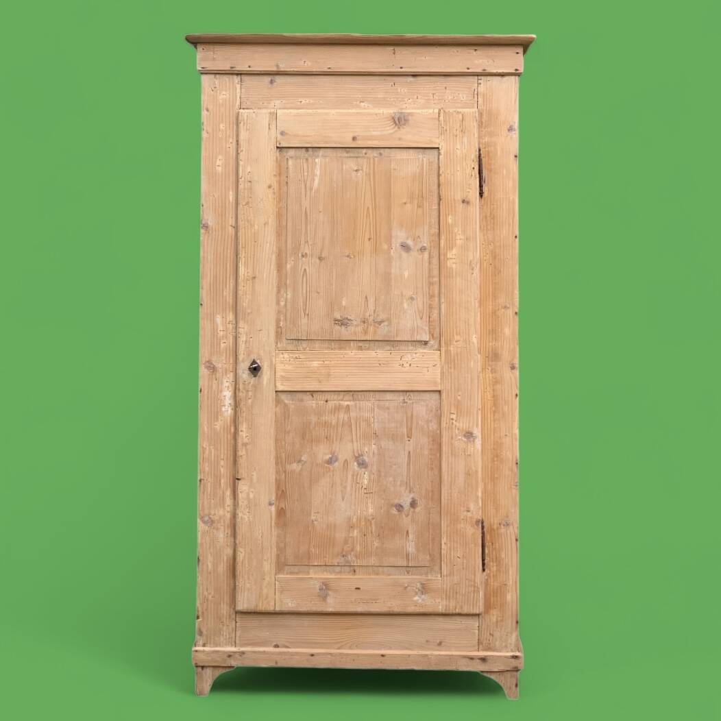 Raw wood bonnetière 1900