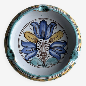 Hand-painted white terracotta ashtray with stylized flower pattern