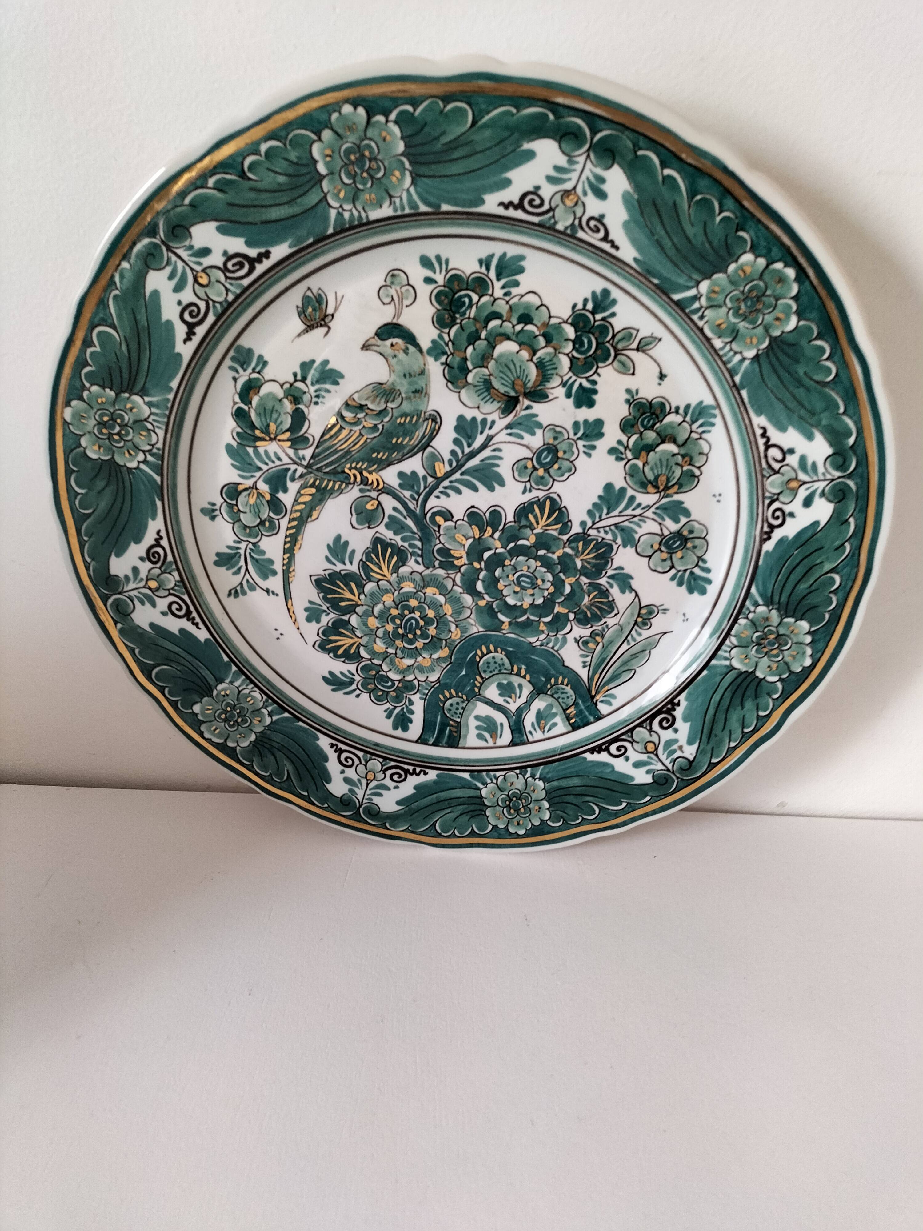 Large rare Delft Groen hand-painted plate Velsen pottery Netherlands