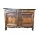 Buffet en noyer sculpté