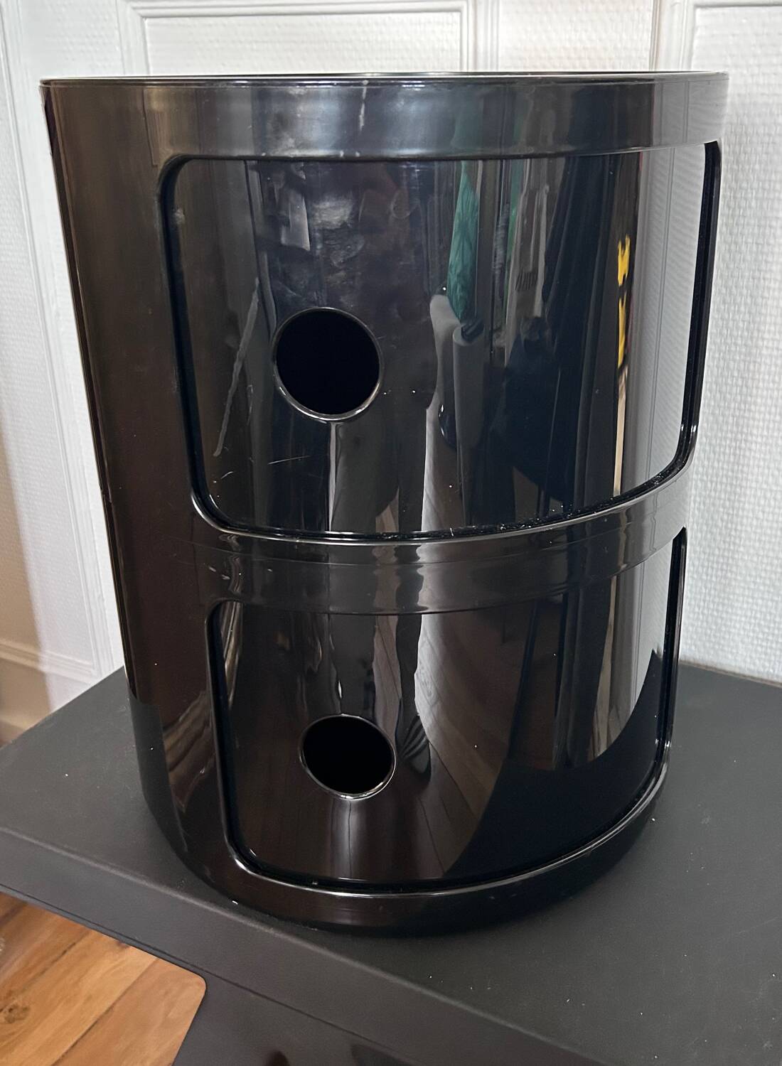 Original Kartell 2-door compound