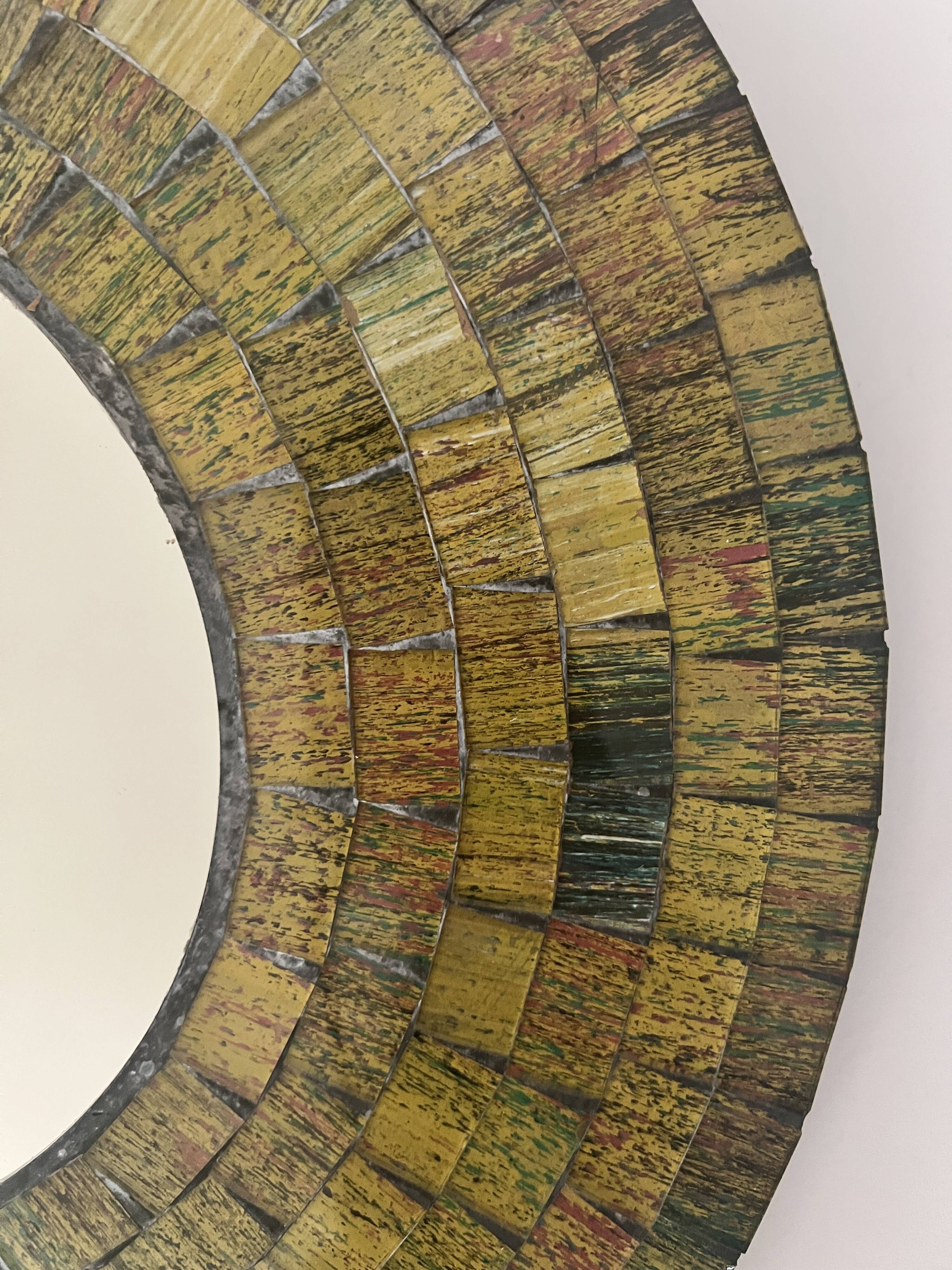 Miroir mural en céramique de forme ronde