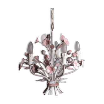 Vintage toleware chandelier with floral motifs, Italy from the 1960s.