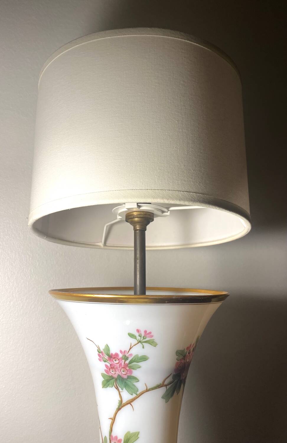 Baccarat Lampe Opaline peint main