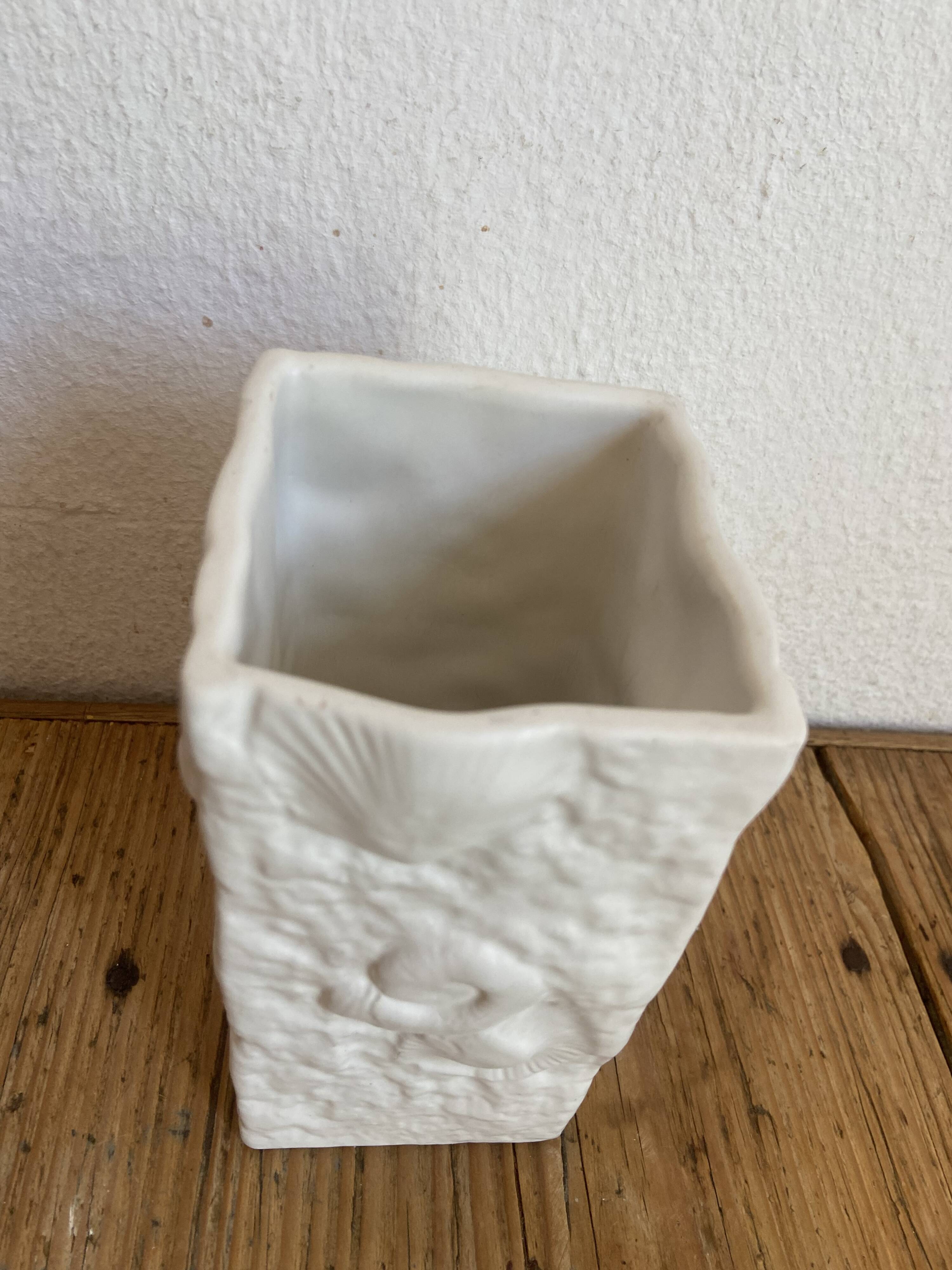 Porcelain ceramic vase Italy 1960s