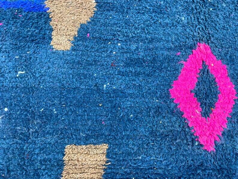 Moroccan Berber rug 250cm x 150cm