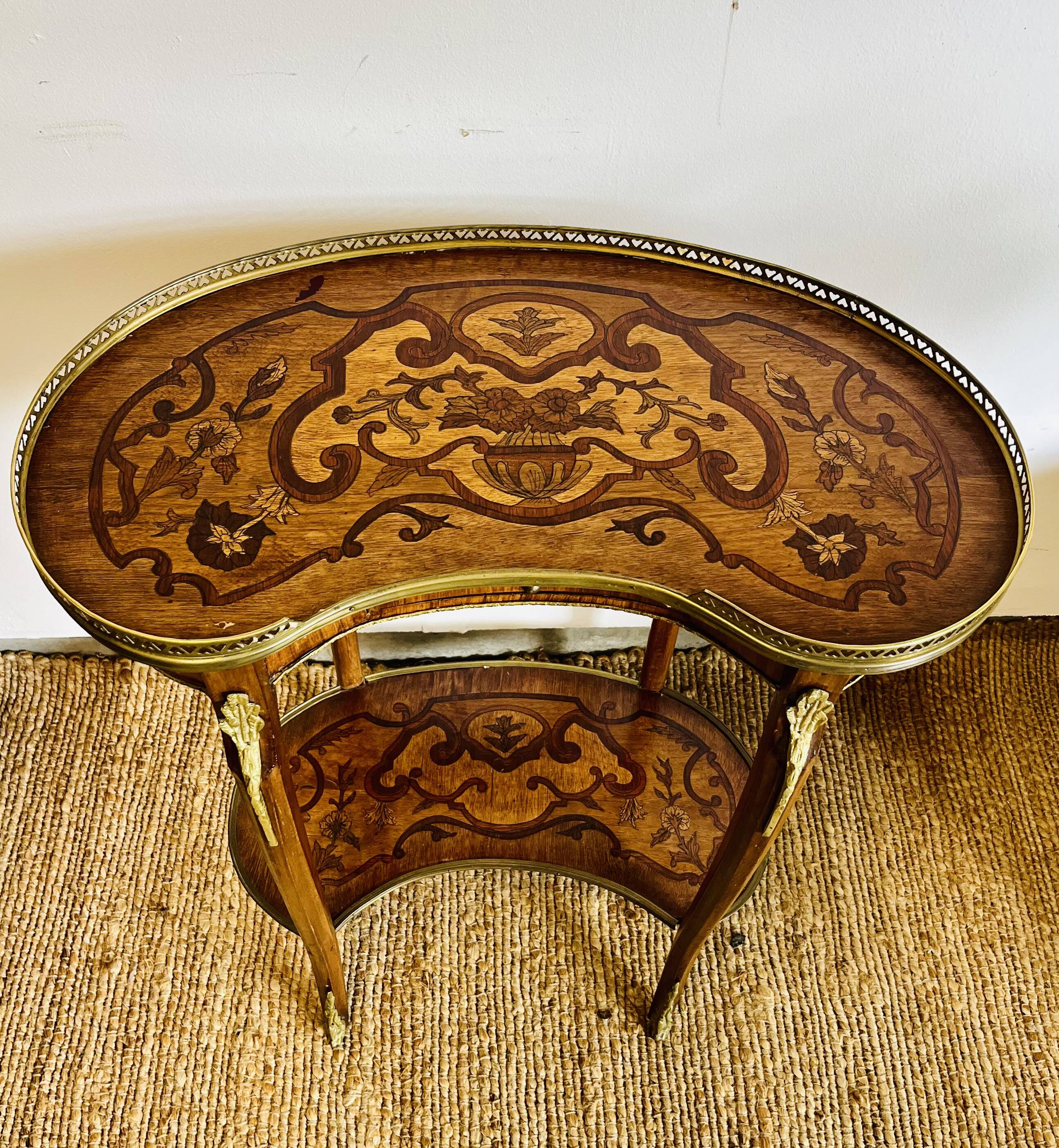 Louis XV style kidney side table – Napoleon III period