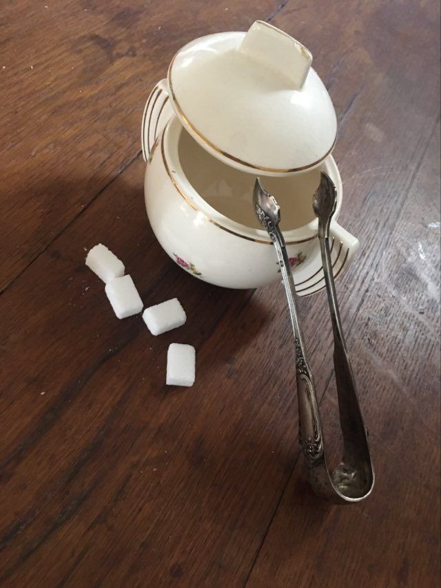 Silver metal sugar pinch 30/40s