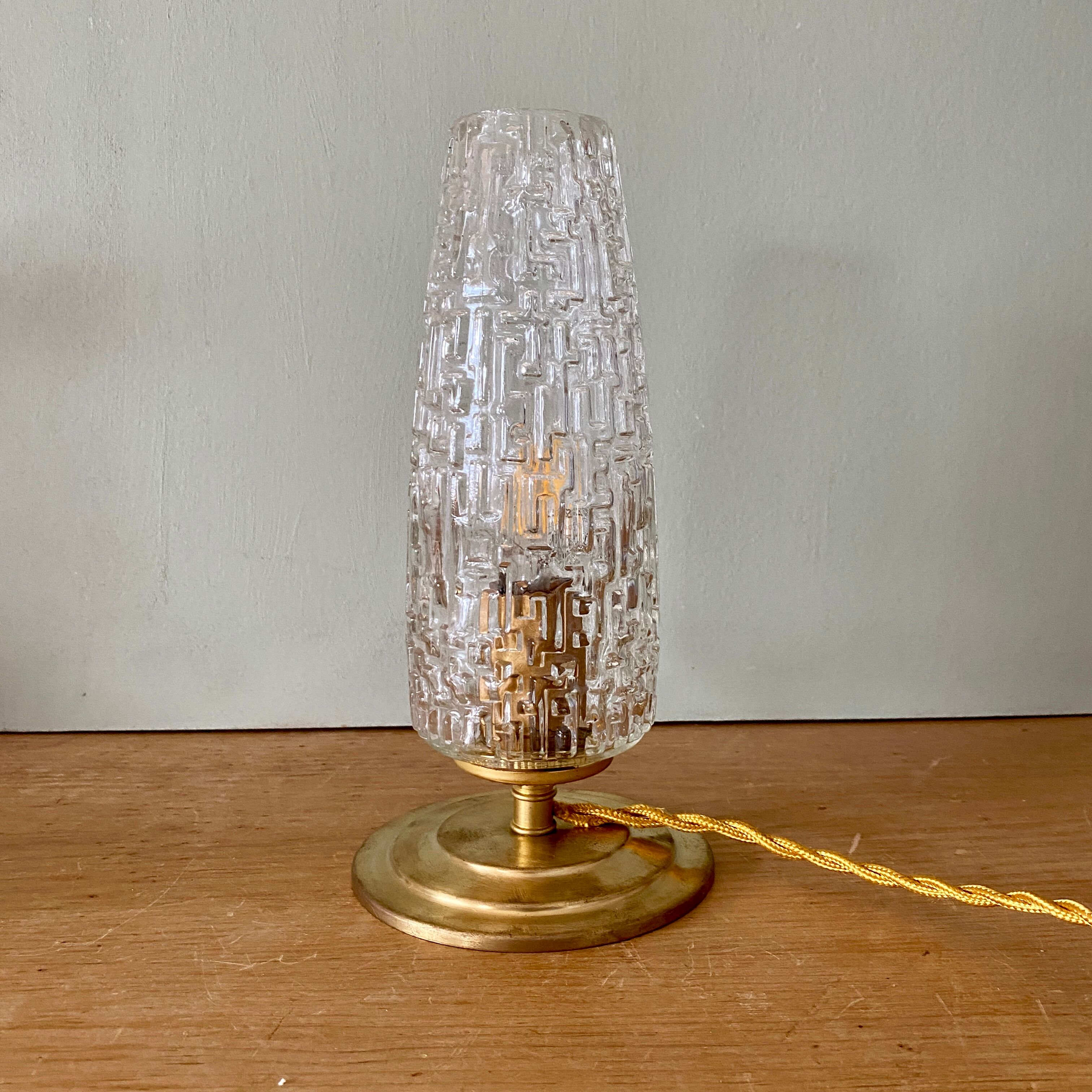 Vintage tulip table lamp in glass