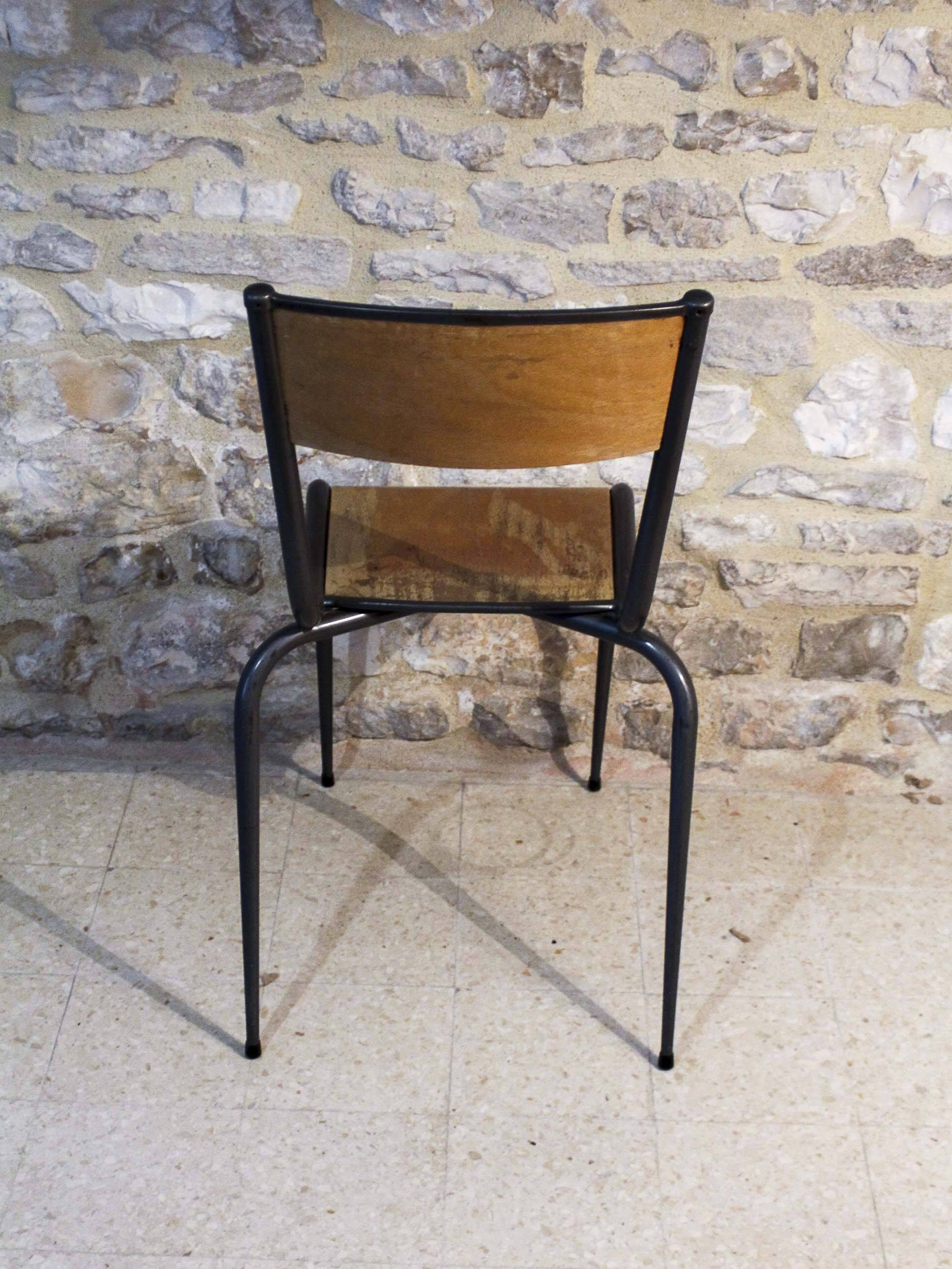 4 chaises d'école pieds fuselés métal et bois