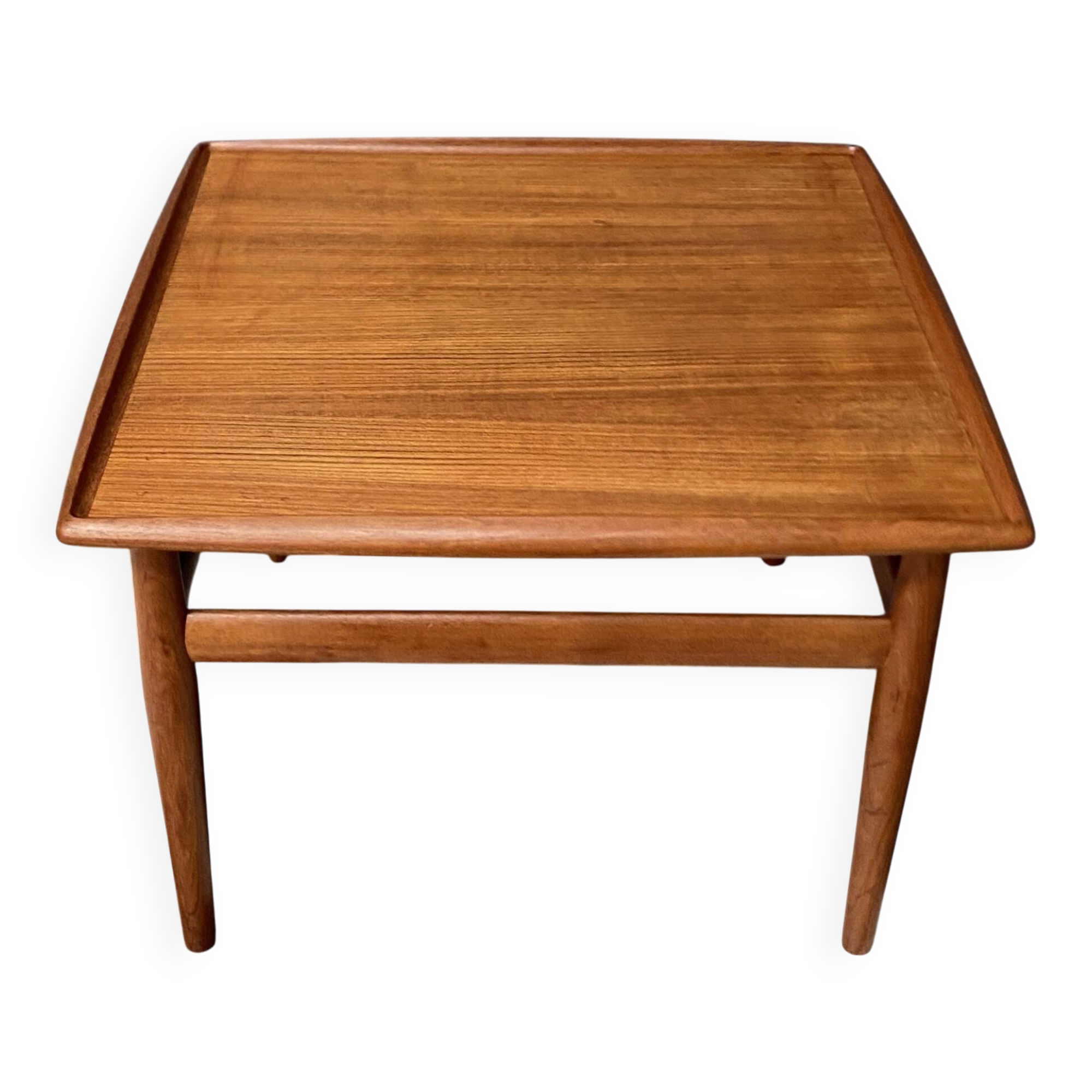 Table basse carrée en teck par Grete Jalk pour Glostrup Danemark années 1960.