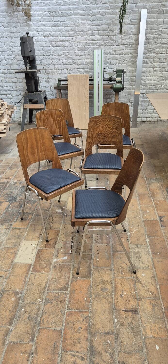 Baumann Manhattan Chair