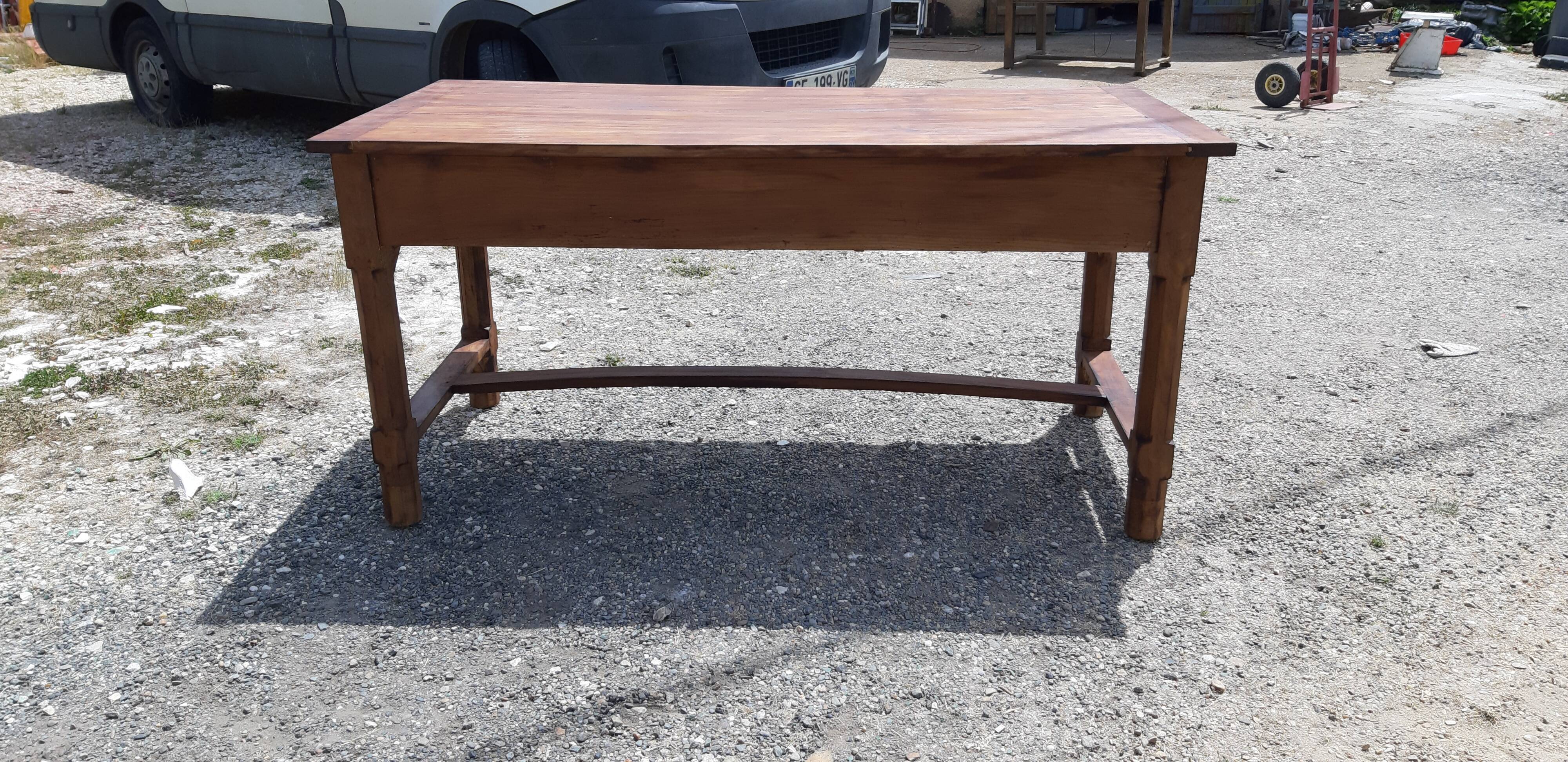 Country farm table 19th in cherry 2 drawers