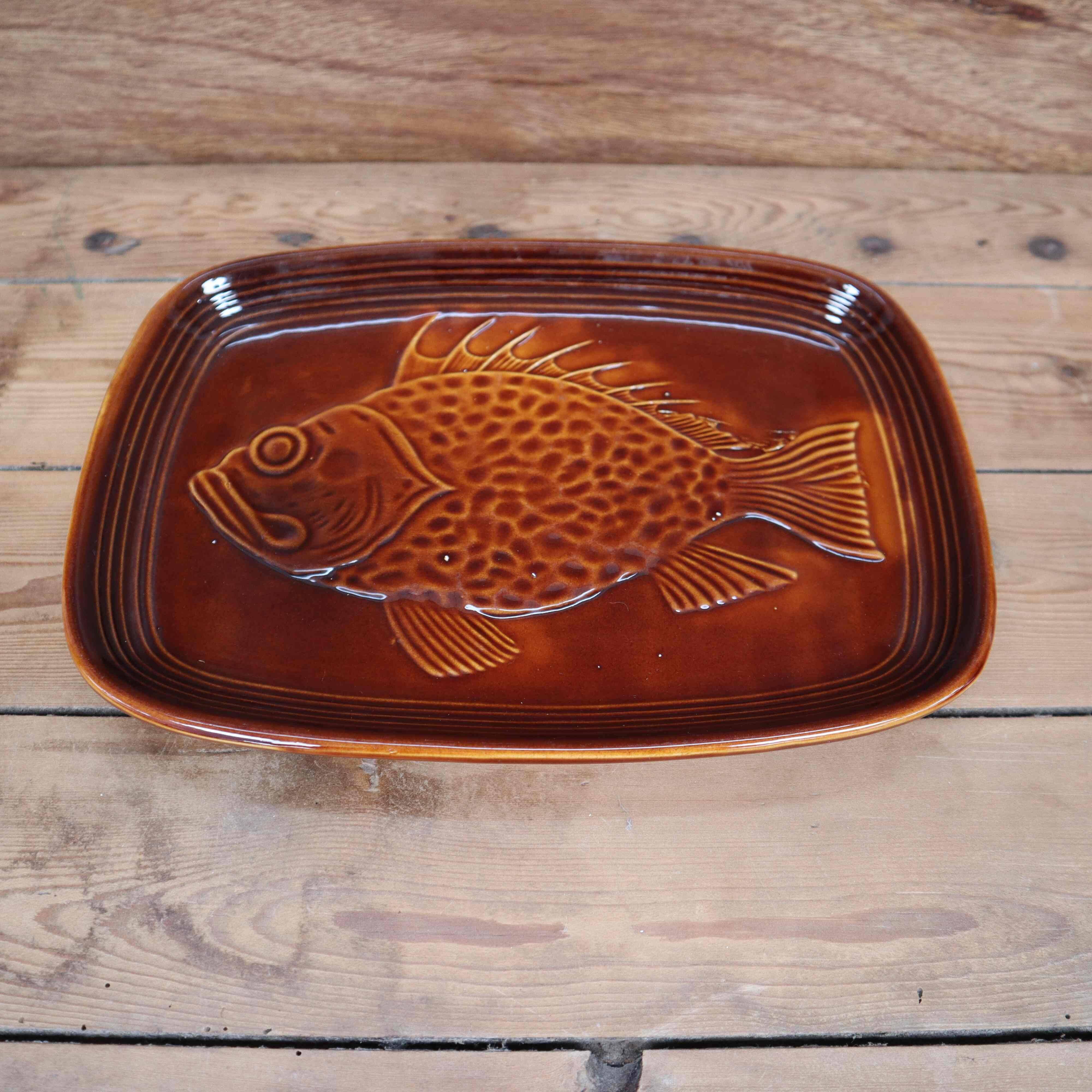 Fish plate Earthenware Saint Clément 1304 France