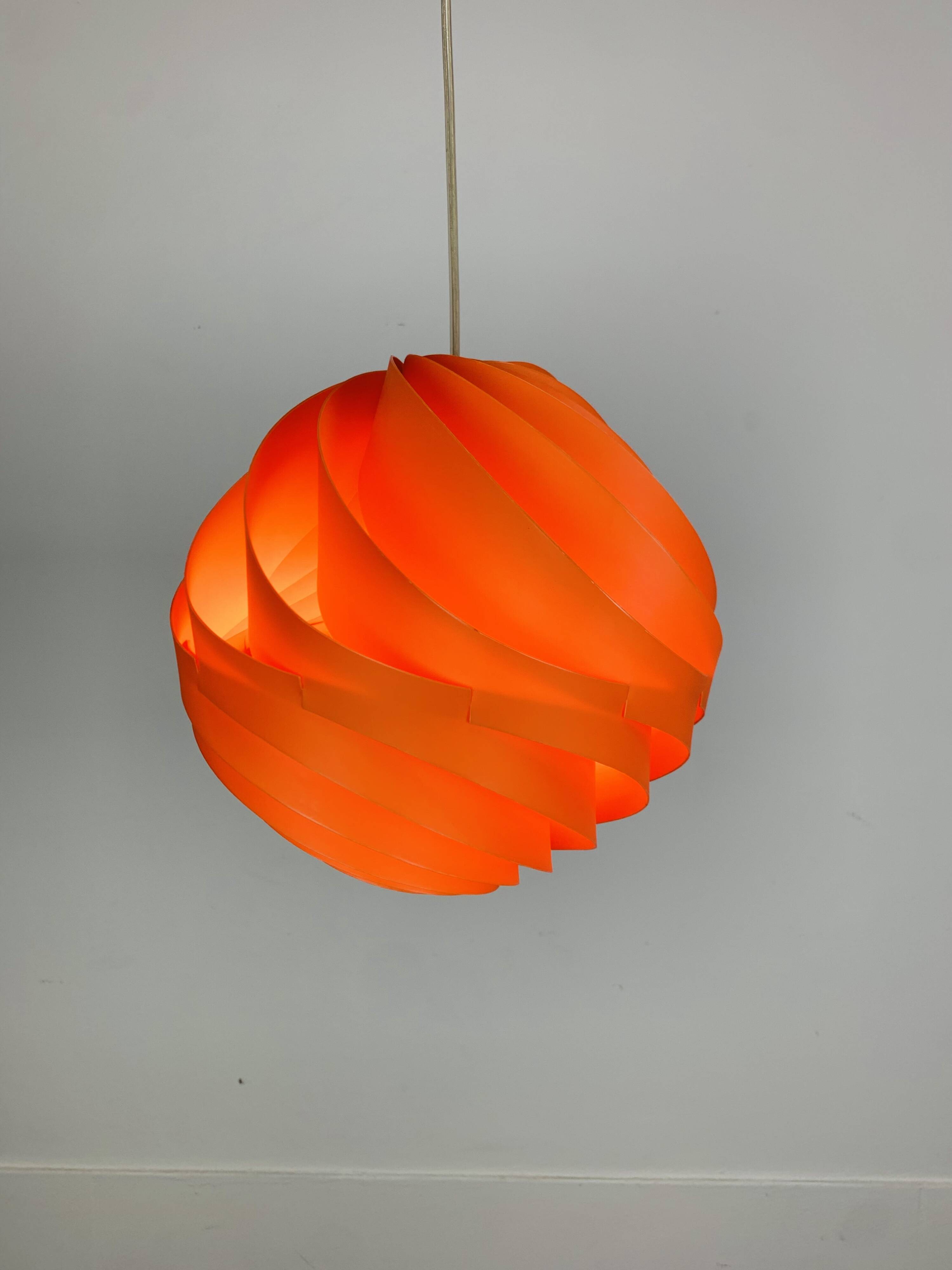 Suspension Twister Lujan+Sicilia, orange, design