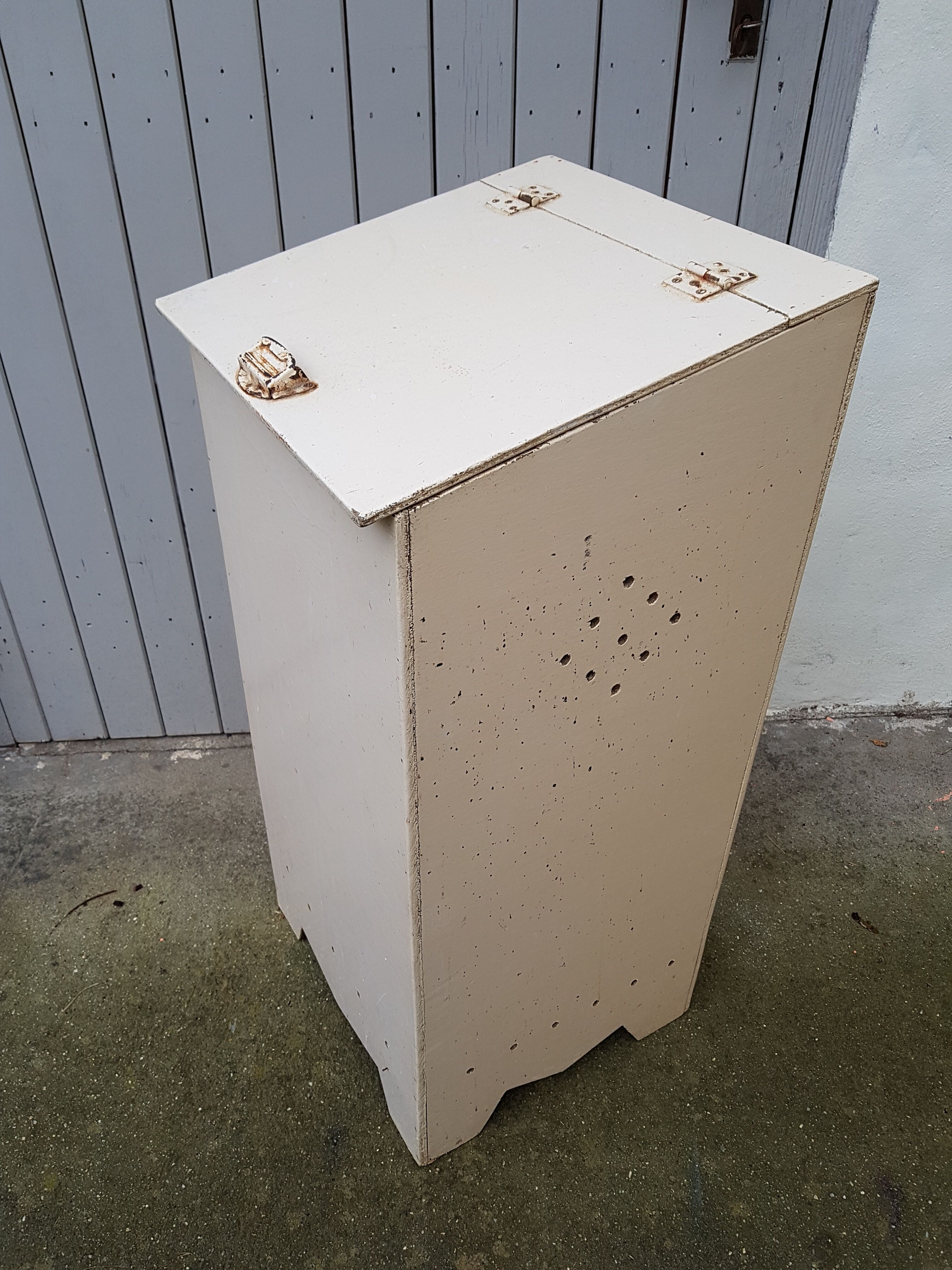 Old white patinated bakery labaznik