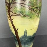 Vase en verre émaillé