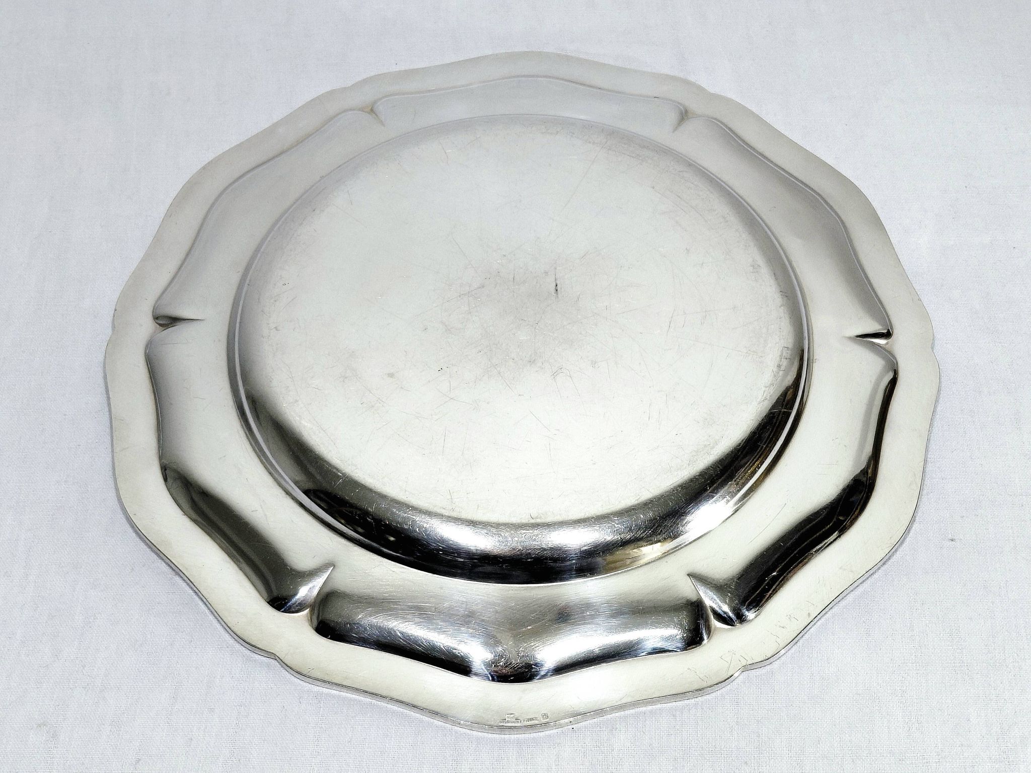 Christofle - Plat contours en métal argenté