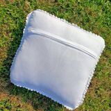 Retro cushion