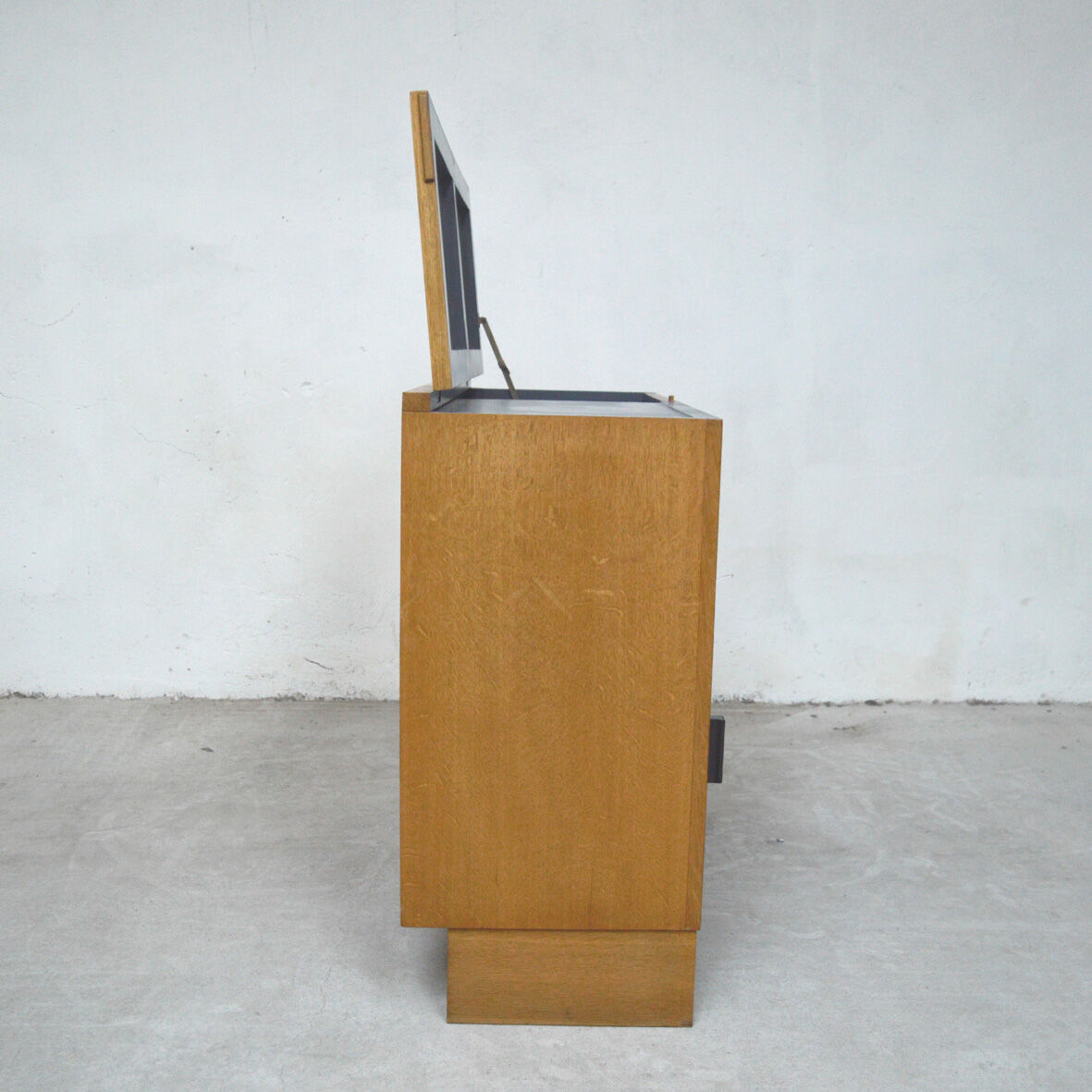 Former furniture business