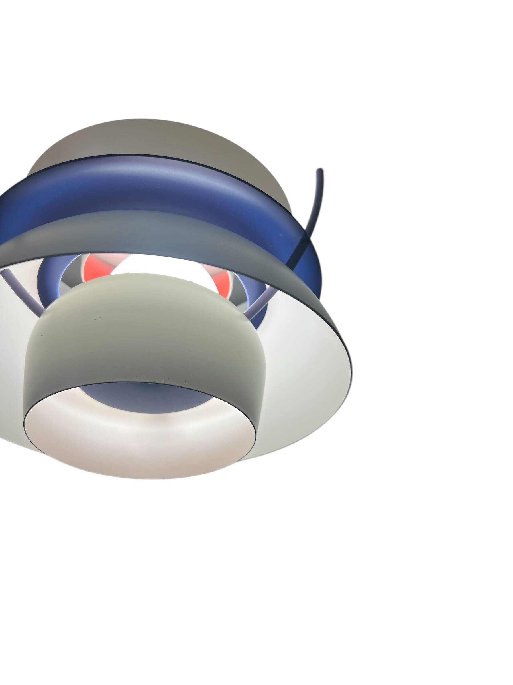 Poul Henningsen Suspension