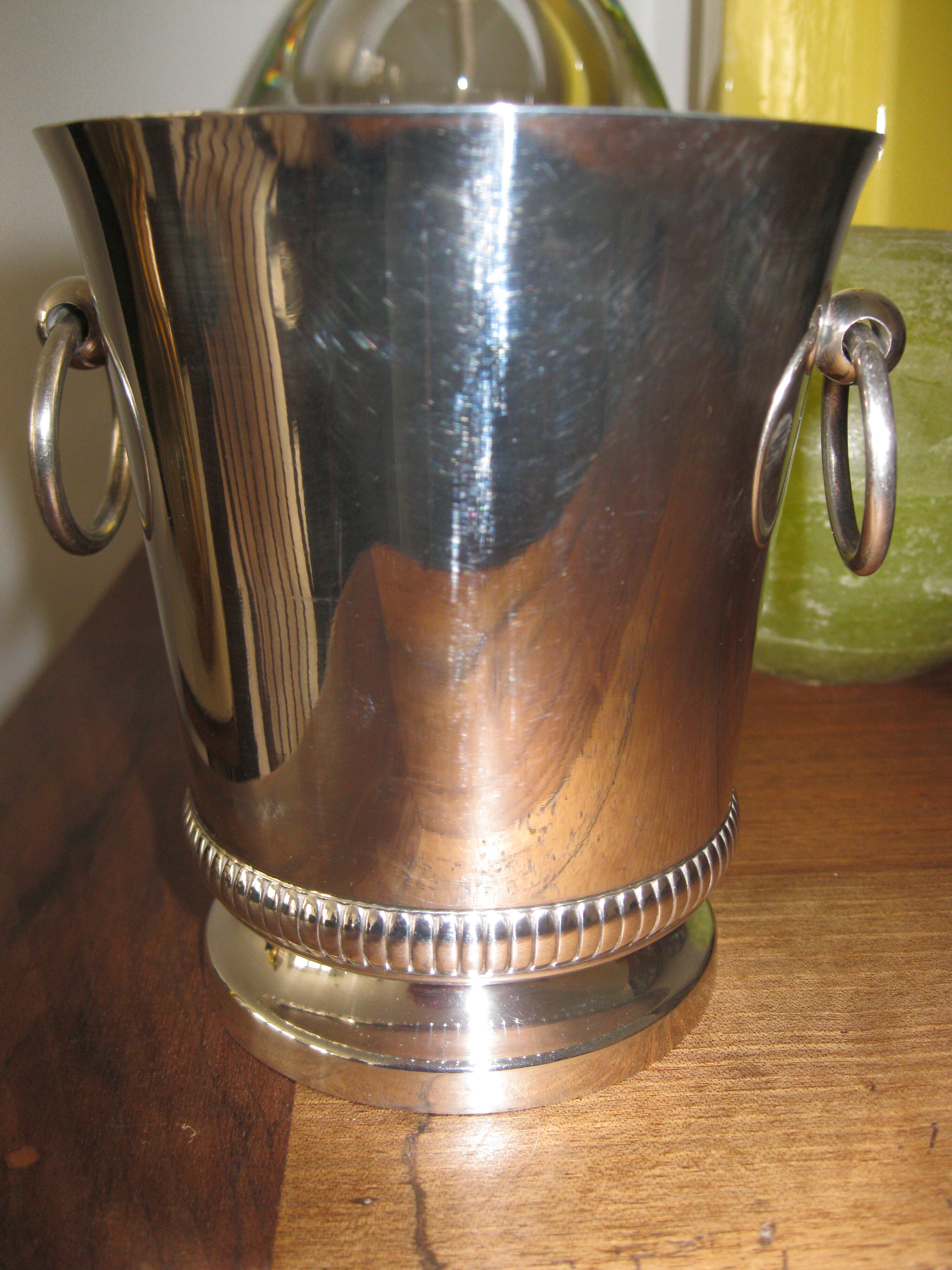 Silver metal ice bucket