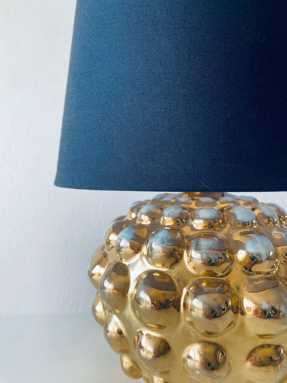 Gold bubble ceramic lamp