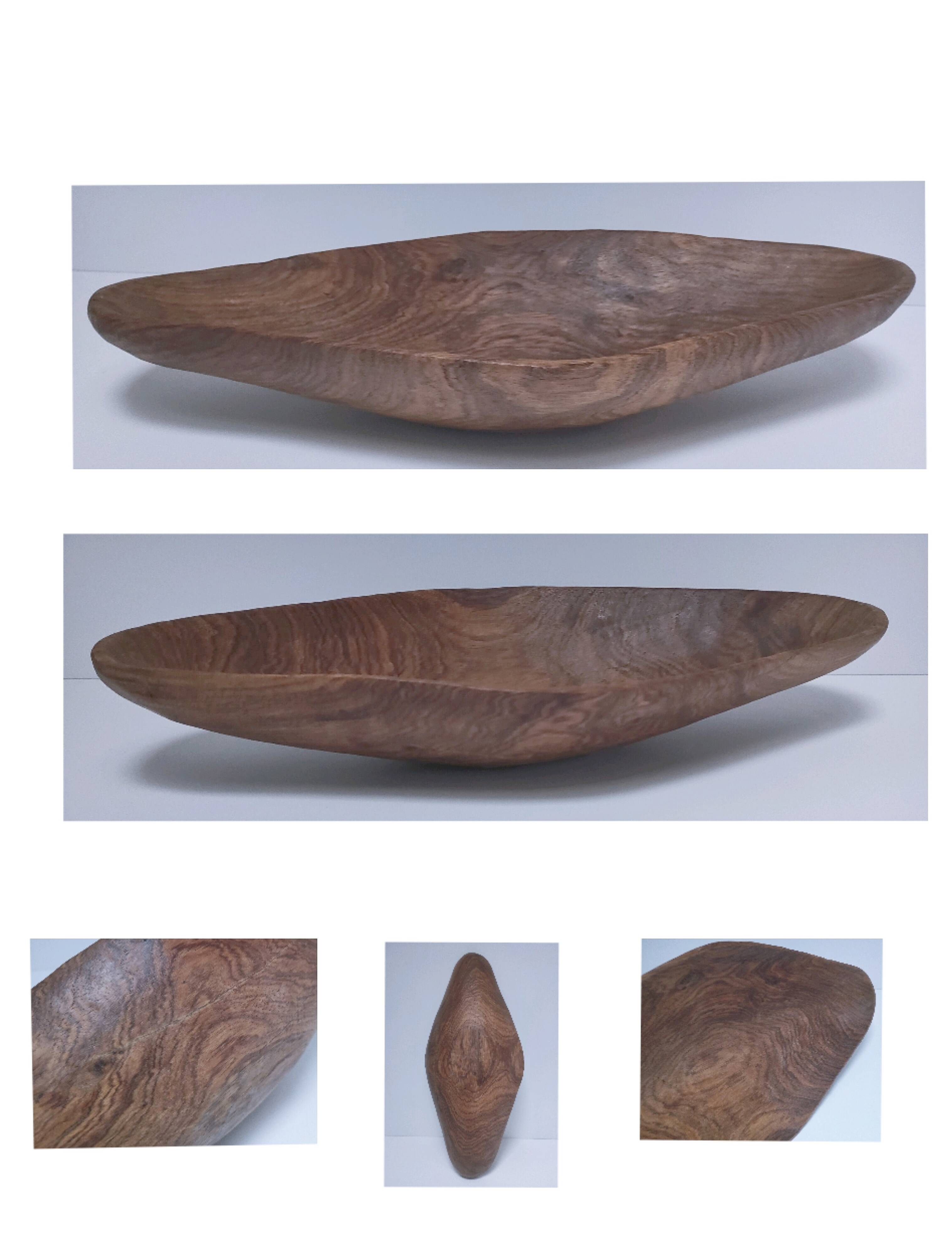 Oblong cut solid wood carved monoxyl