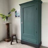 Green hosiery wardrobe