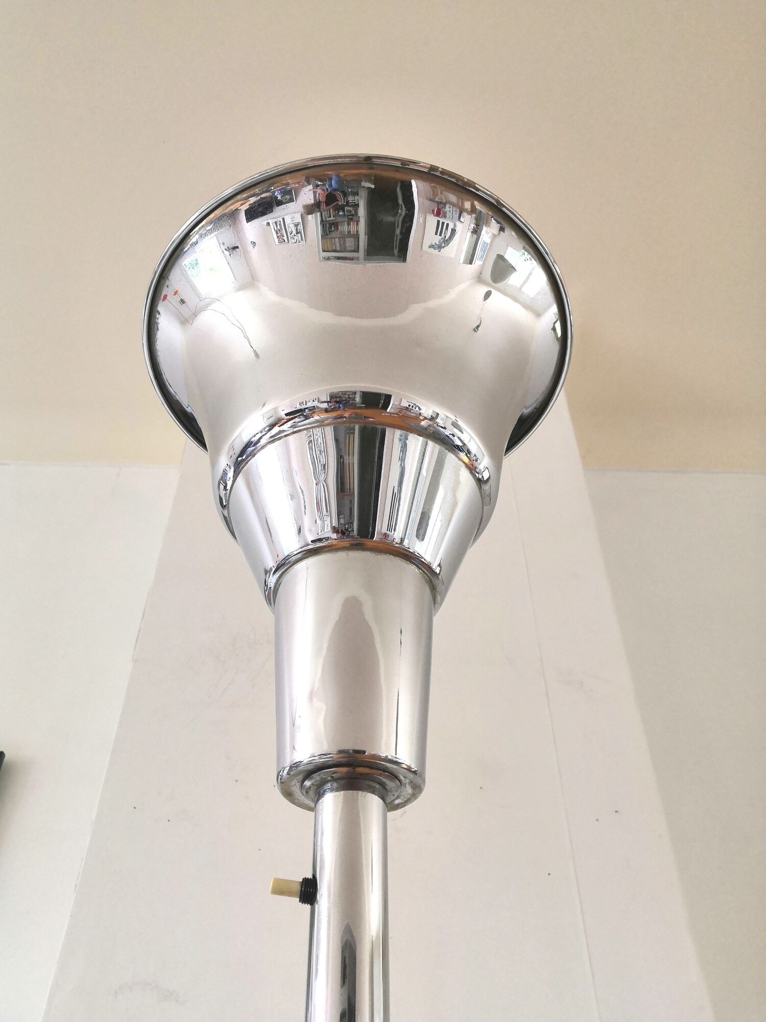 Lampadaire art déco années 30 en métal chromé