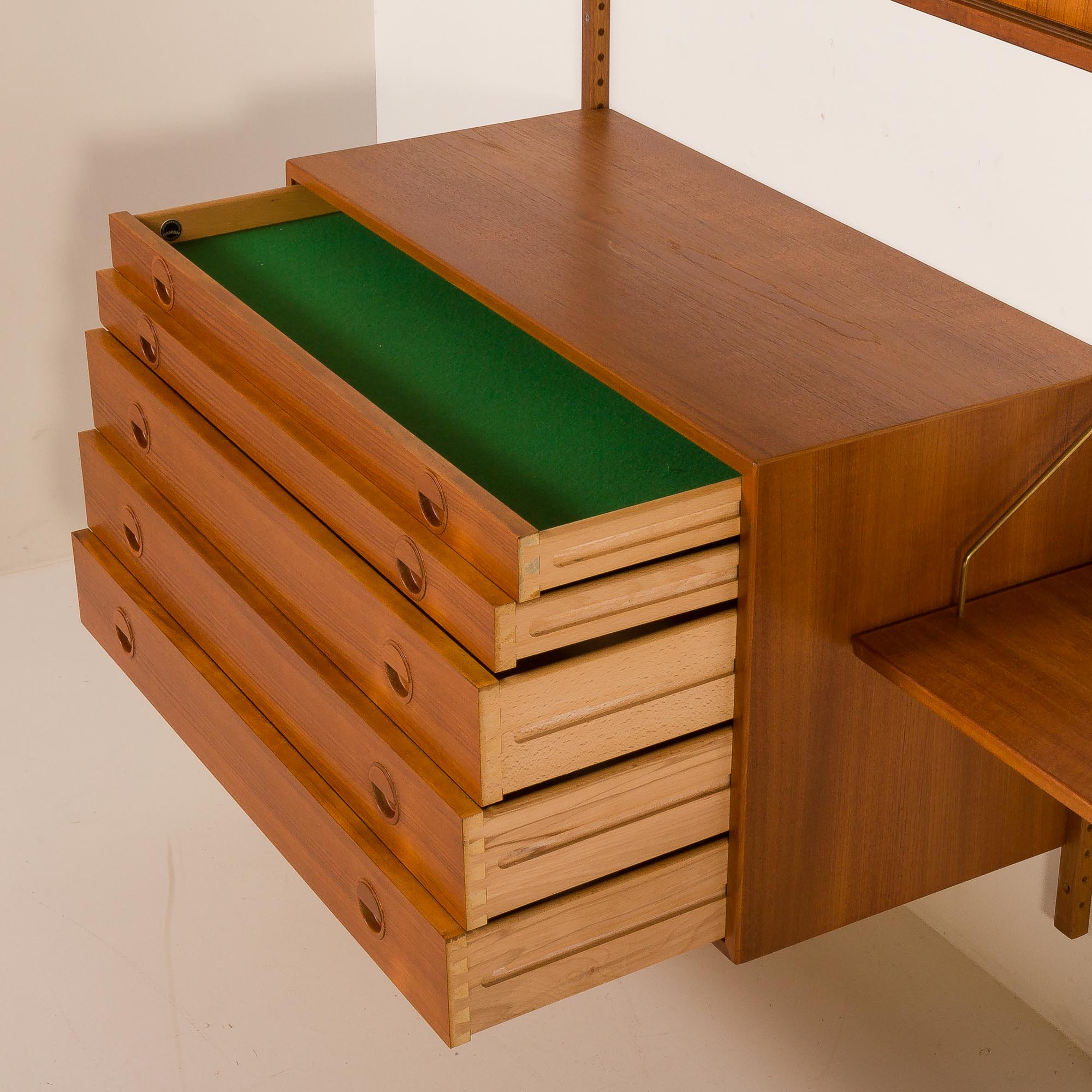 Hansen and Guldborg extra wide shelving unit in teak, 1960s