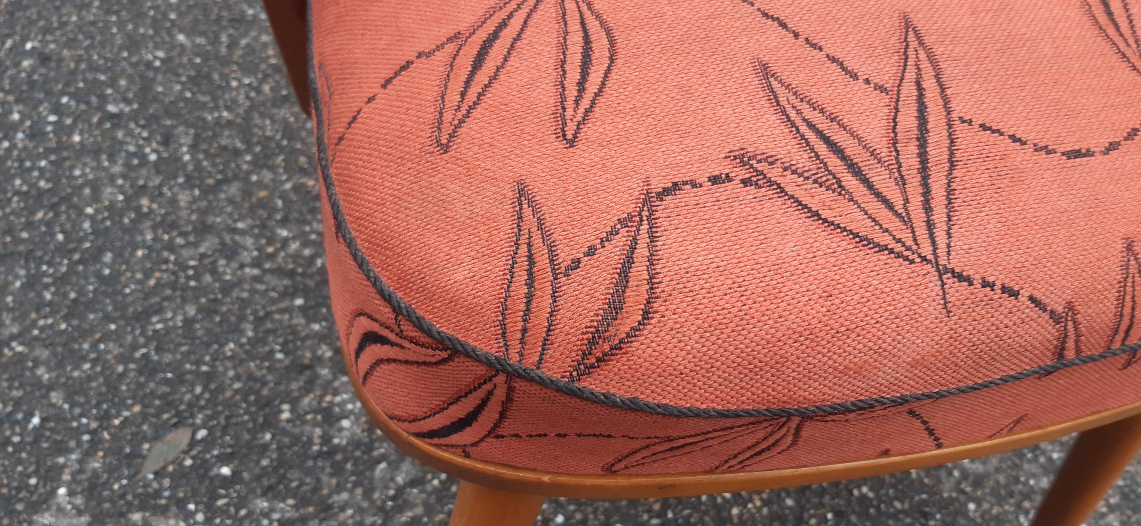 Casala armchair with armrests