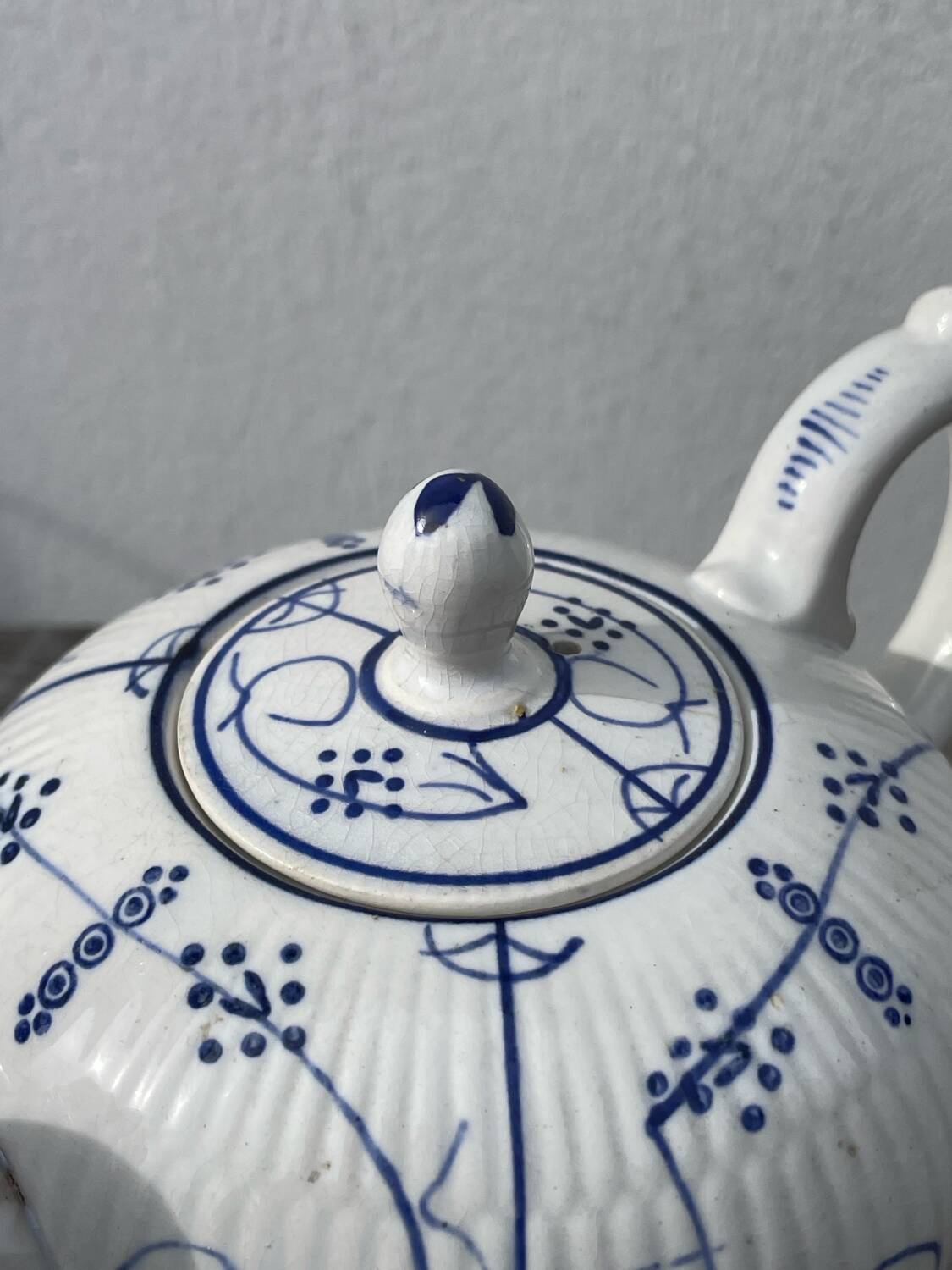 Antique Digoin Sarreguemines blue and white tea set