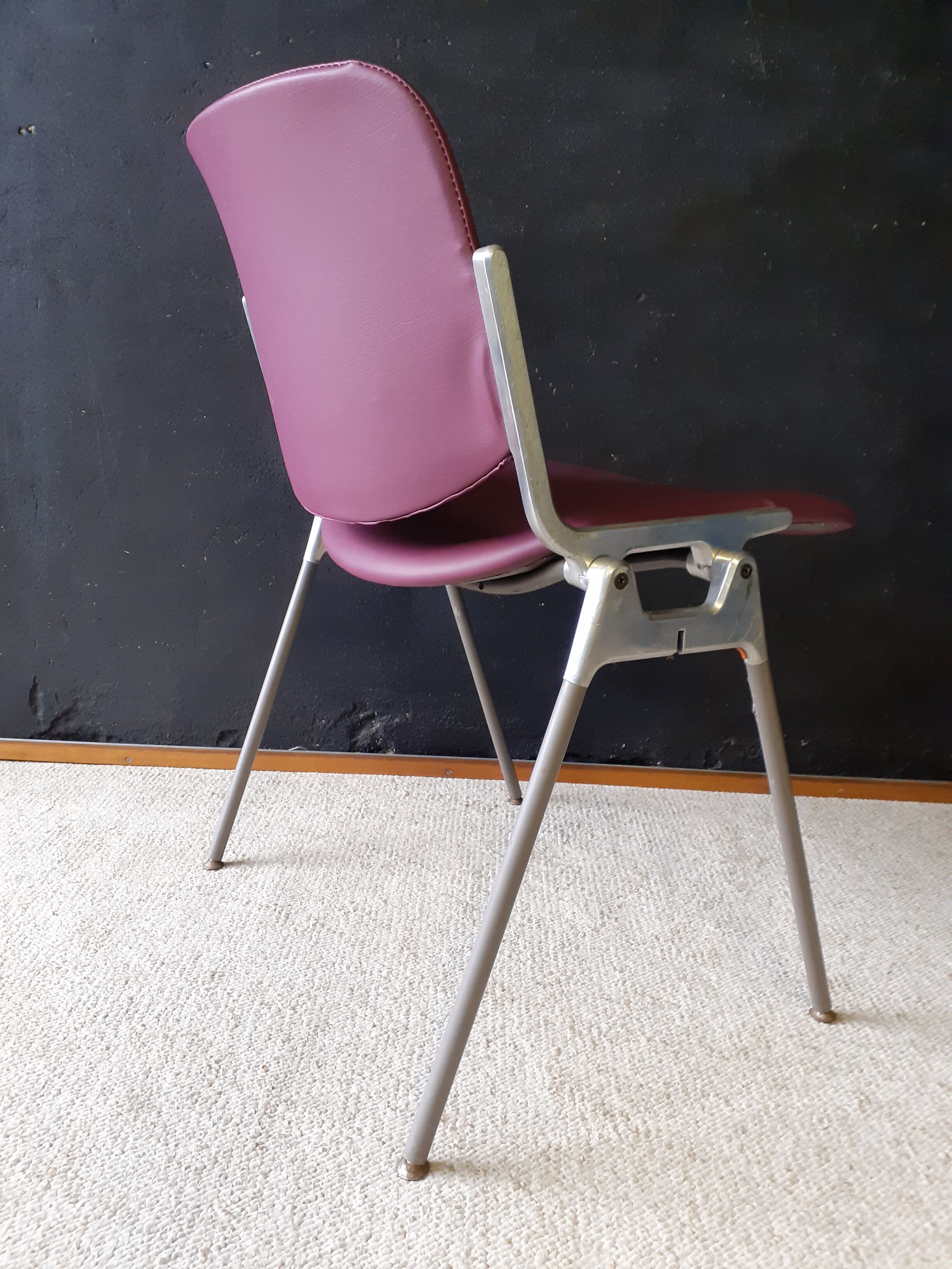 Italian chair DSC106, Piretti design, Castelli edition