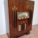 Radio cabinet from the 1940s