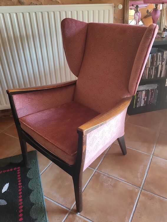 Wingback chair of Parker Knoll 1960s