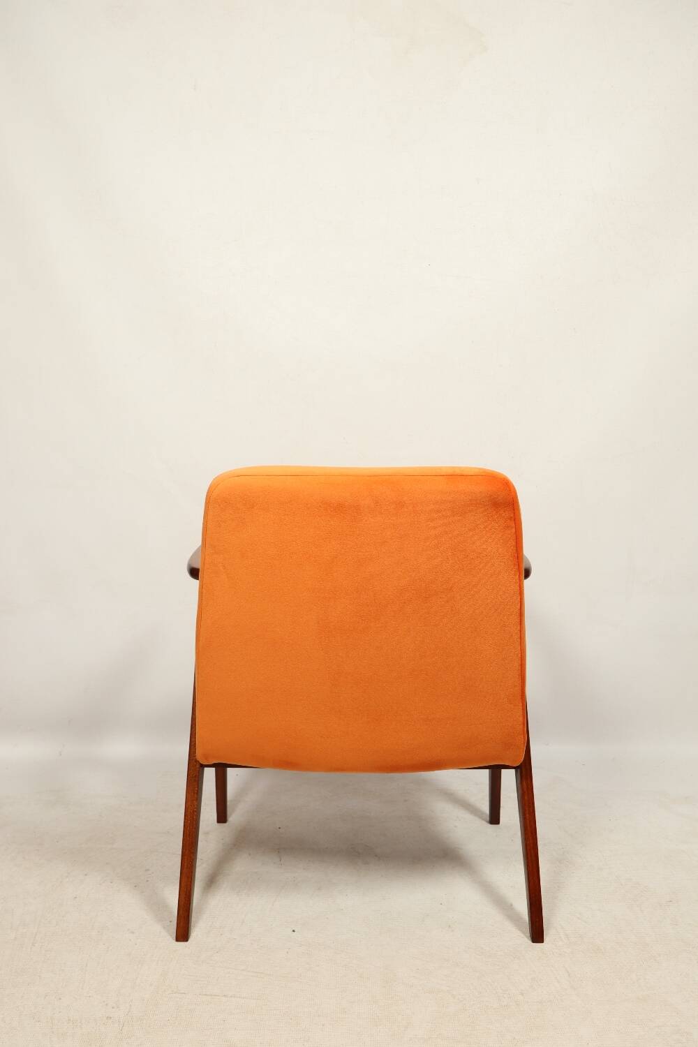 Scandinavian orange velvet armchair by Chierowski, 1962