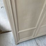 White and green cupboard