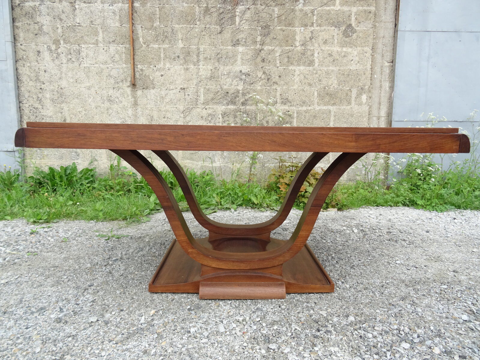 Art deco table with rosewood extensions