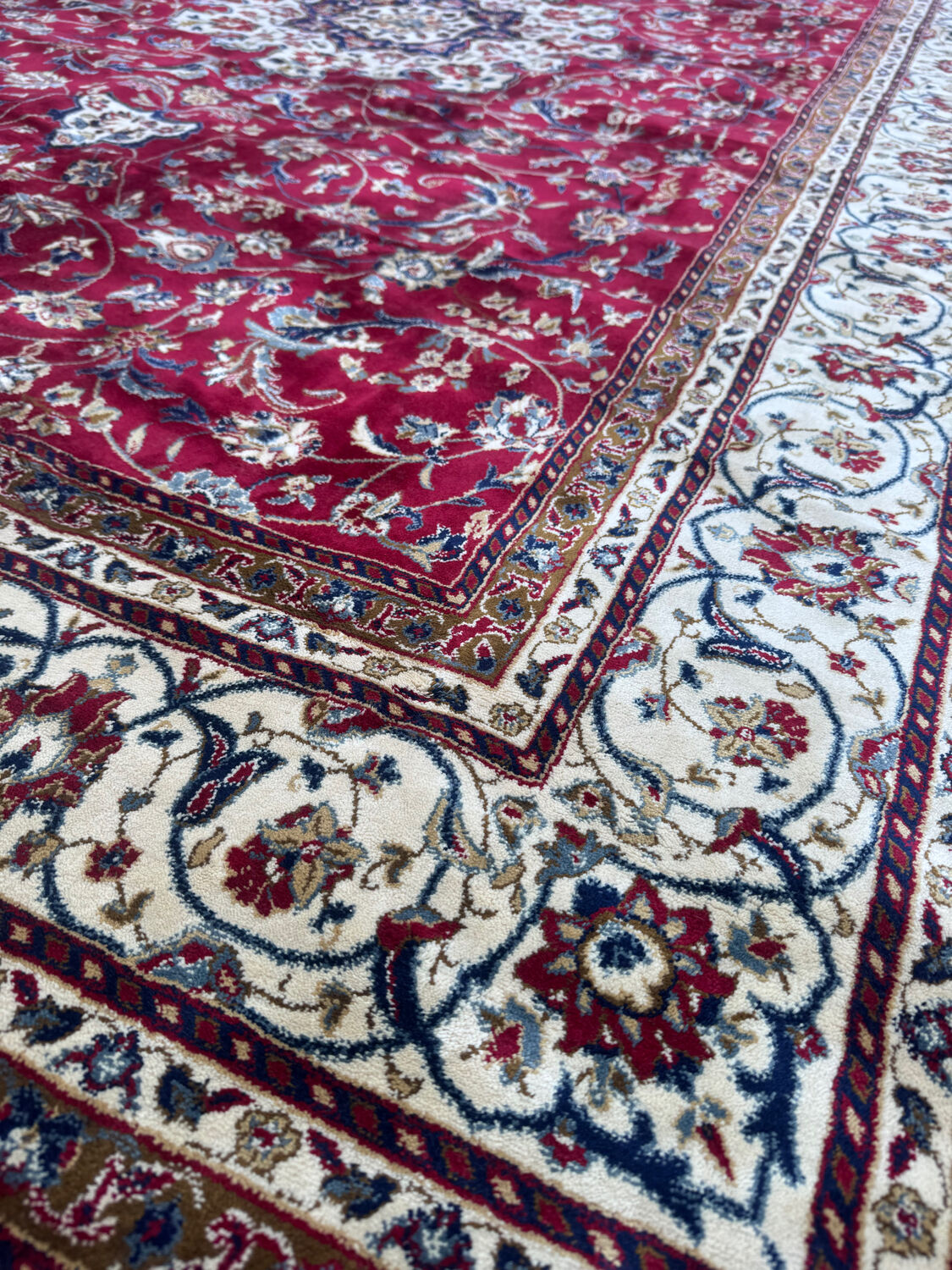Large Kashmir carpet