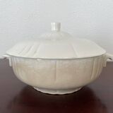 White iron clay soup tureen Moulin des Loups & Hamage Nord
