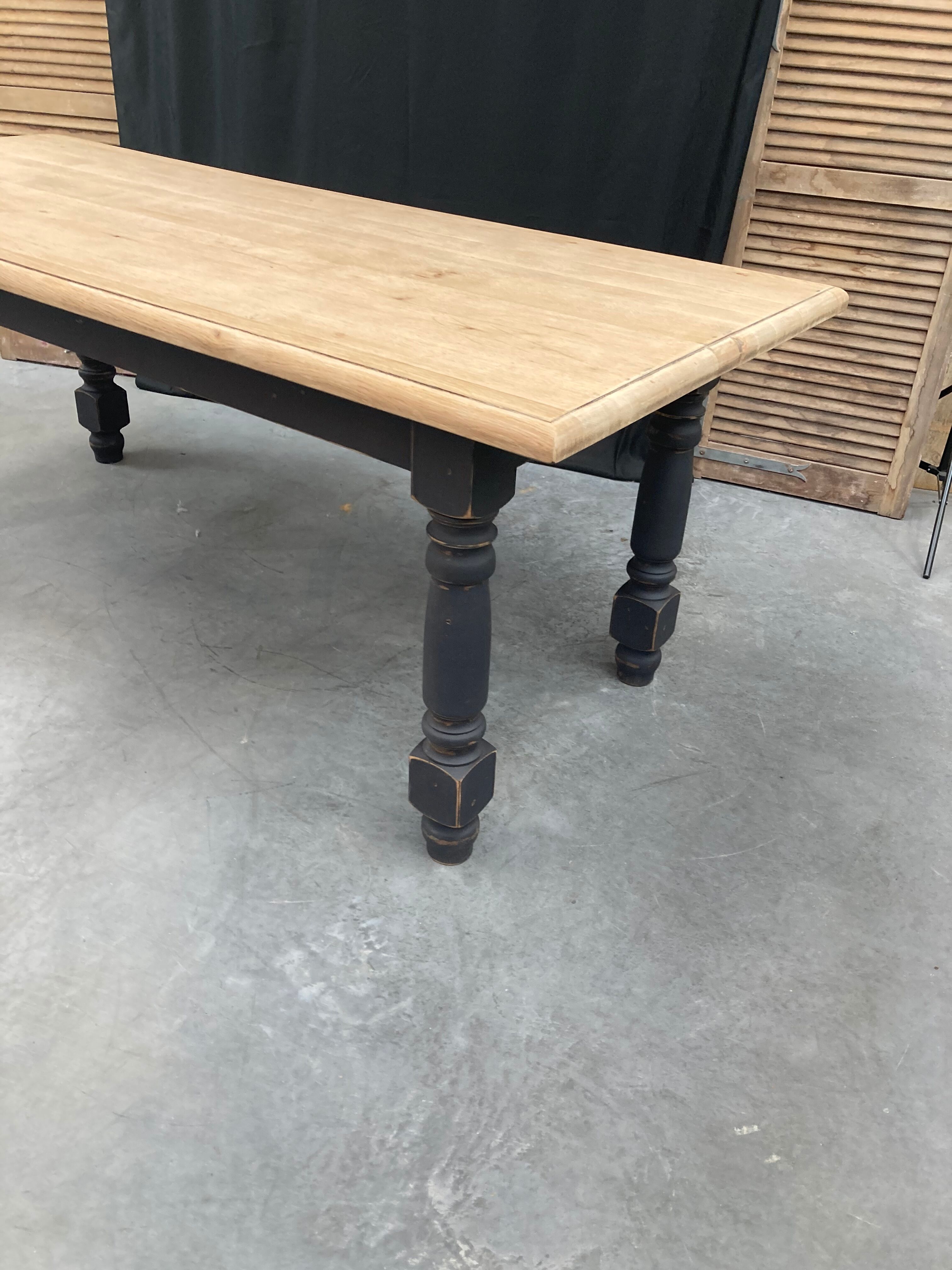 Ancienne table de ferme en chêne massif