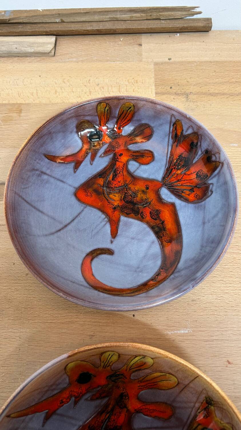 Set of 2 Seahorse plates by Monique Brunner in Vence