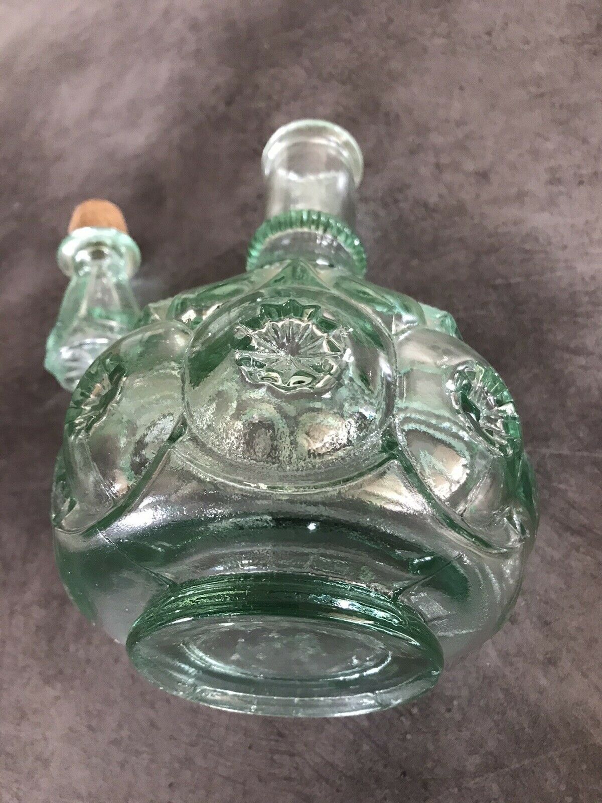 Bottle vial bottle vintage structured green glass molded cork cork