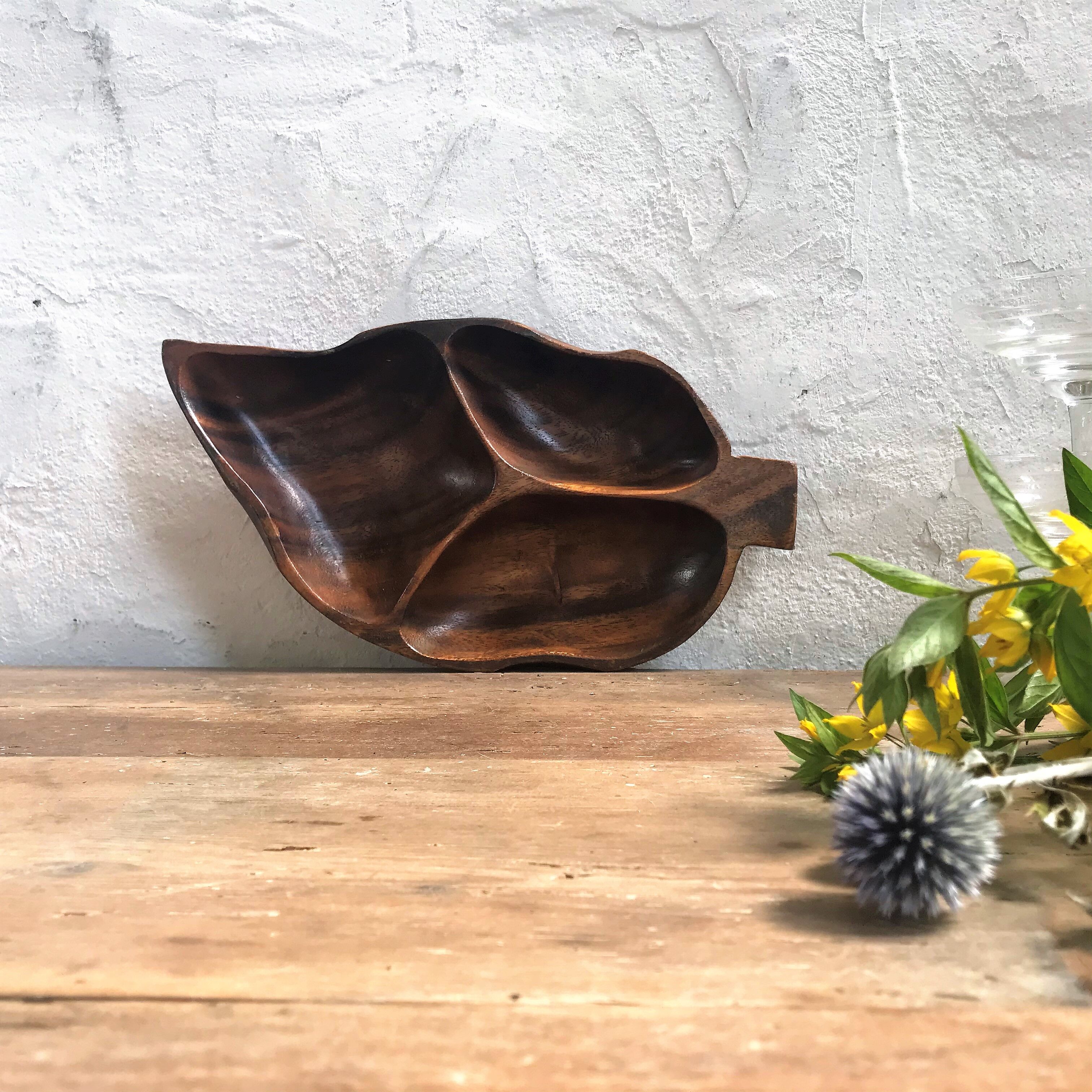 Teak-shaped teak appetizer cut