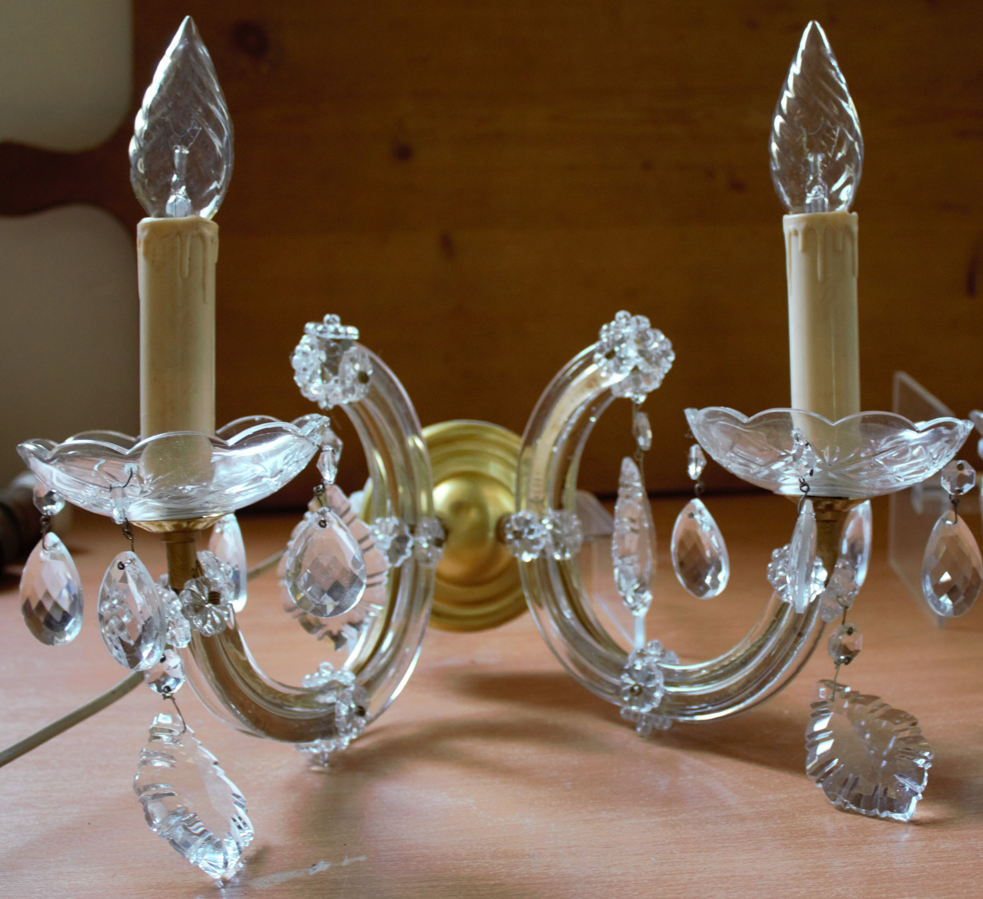 Old set of 2 Marie Thérése lamps with tassels