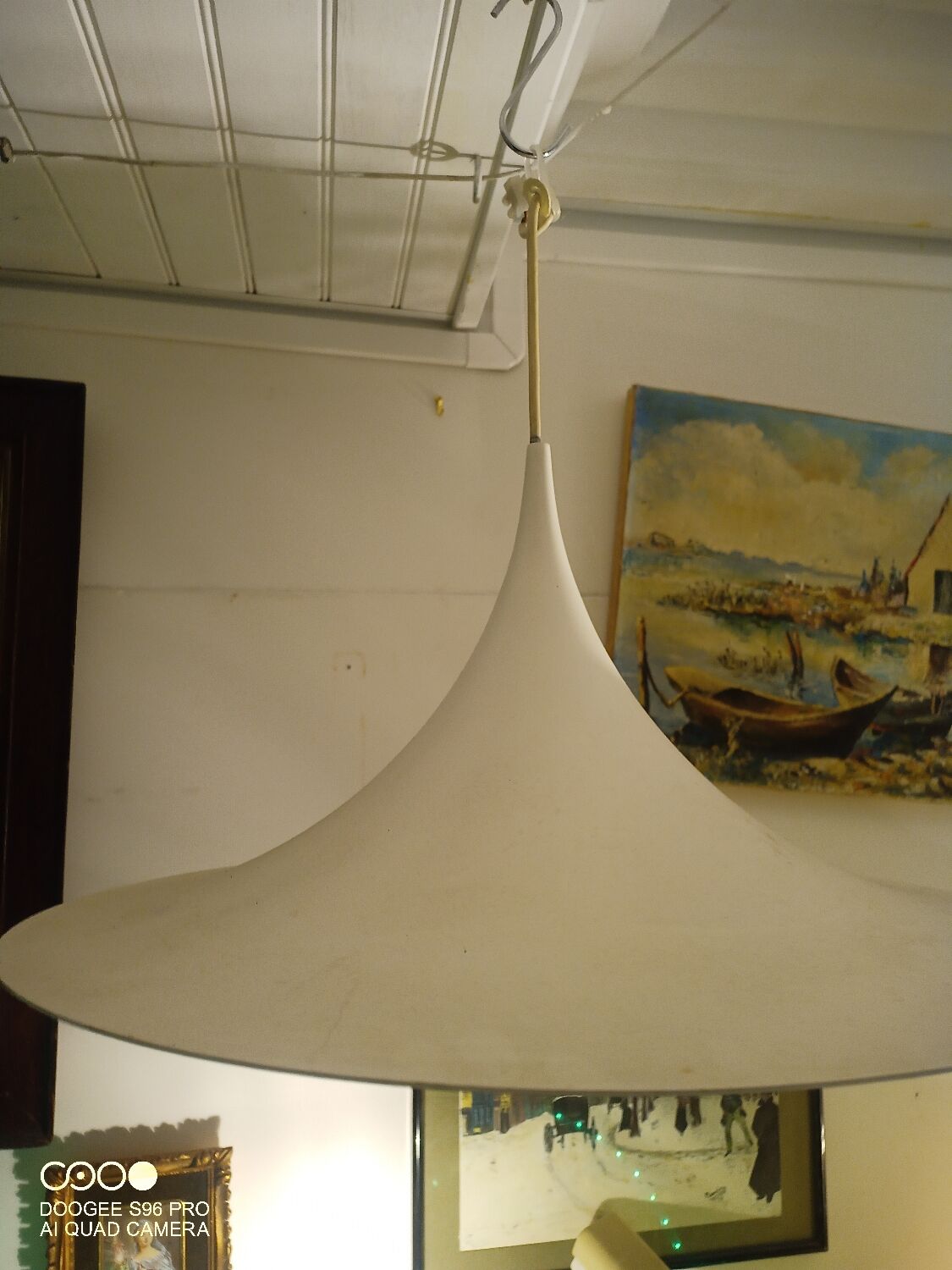 Scandinavian tulip pendant lamp