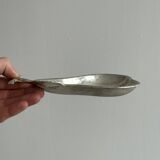 Small pear metal pocket holder